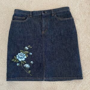 EUC Ann Taylor denim skirt, size 10